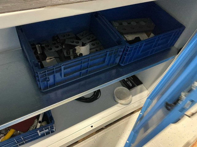 Cp materiaalkast met inhoud - afbeelding 2 van  6