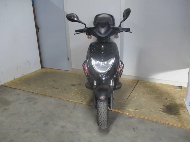 Cpi - motorscooter - oliver city 125 - motorcycle - afbeelding 5 van  11