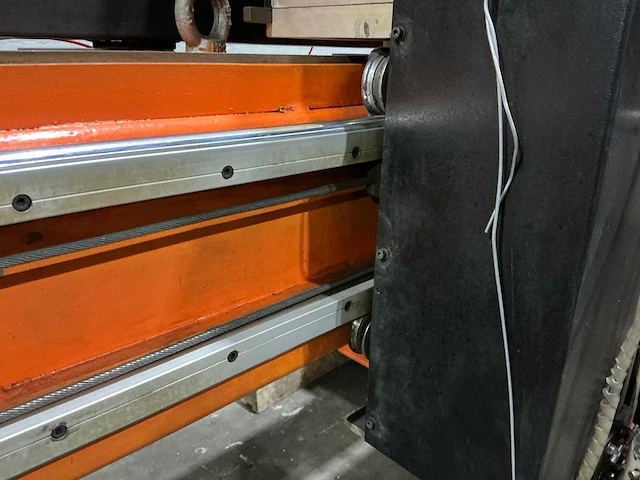 Cr-electronic - 2000 - oxy-4000x2000 - plasmasnijmachine - afbeelding 6 van  21