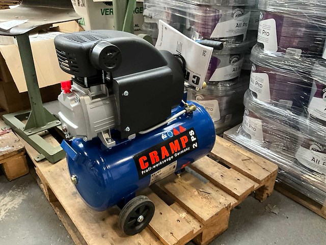 Cramp luchtcompressor - afbeelding 2 van  8