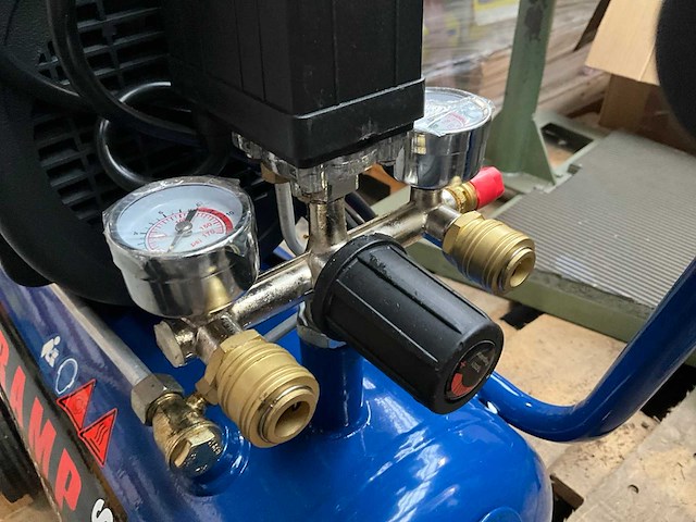 Cramp luchtcompressor - afbeelding 8 van  8