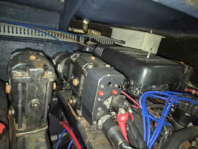 Cranchi corallo - 840 - speedboot met freewheel trailer en buitenboordmotor 2x 5.0 l v8 205 pk - afbeelding 7 van  21