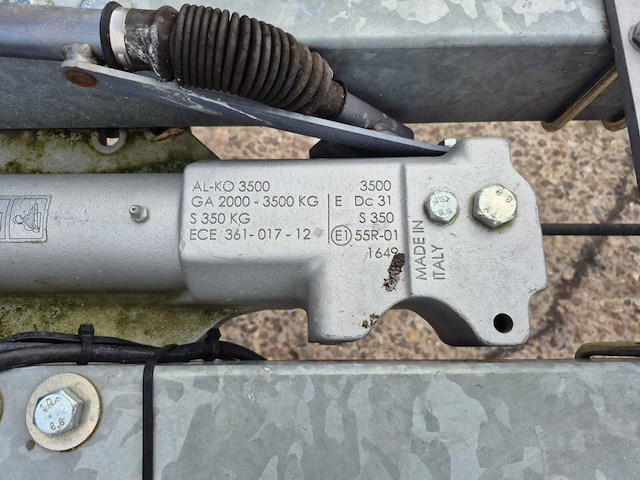 Cranchi corallo - 840 - speedboot met freewheel trailer en buitenboordmotor 2x 5.0 l v8 205 pk - afbeelding 18 van  21