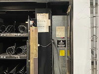 Crane - snoep en drankautomaat - afbeelding 6 van  16