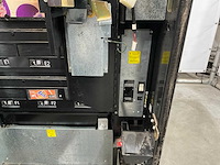 Crane snoep en drankautomaat - afbeelding 8 van  16