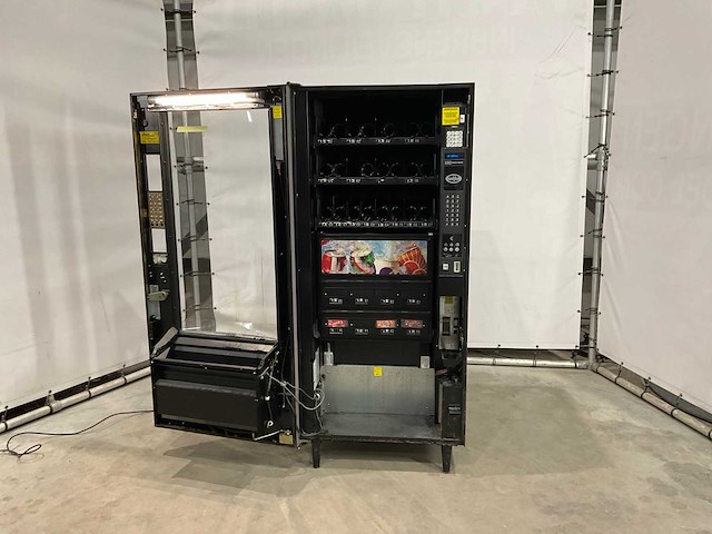 Crane snoep en drankautomaat - afbeelding 11 van  16