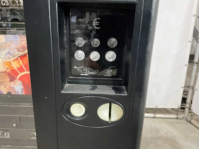 Crane snoep en drankautomaat - afbeelding 14 van  16
