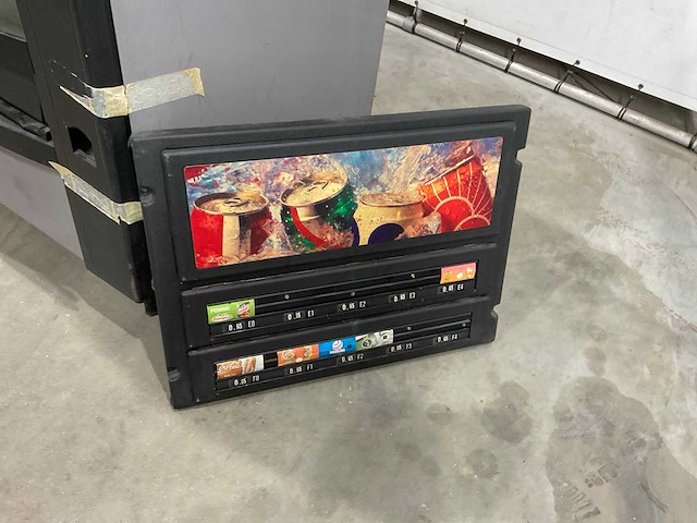 Crane snoep en drankautomaat - afbeelding 13 van  14