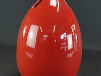 Crate & barrel lucy cherry red vaas?. - afbeelding 2 van  5