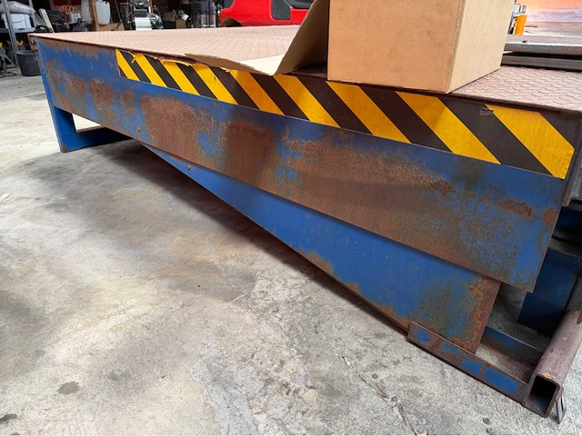 Crawford dock leveller hydraulisch - afbeelding 4 van  9