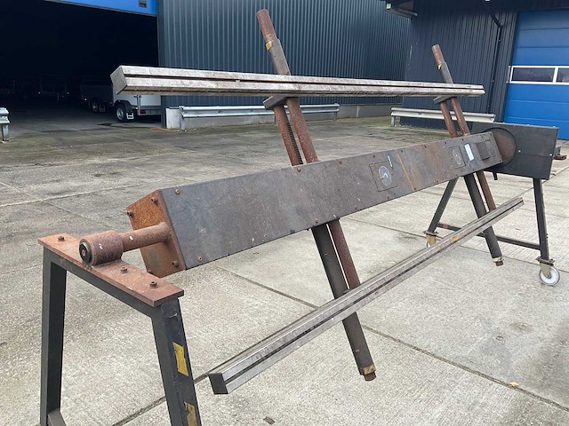 Creametal montagetafel, kantelbaar - afbeelding 5 van  5