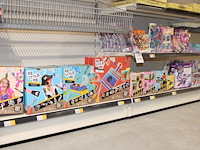Creatief speelgoed op 3 schappen. - afbeelding 2 van  4