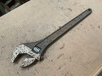 Crecent 18” verstelbare moersleutel (2x) - afbeelding 1 van  4