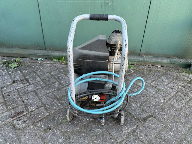 Creemers - mobiel 105/10 - zuigercompressor / bouwcompressor - afbeelding 2 van  3