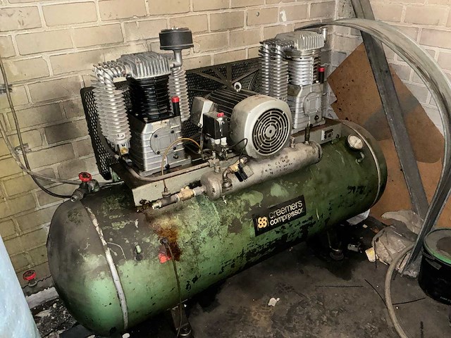 Creemers c.s.t. 1020 - luchtcompressor - droger - buffertank - afbeelding 1 van  13