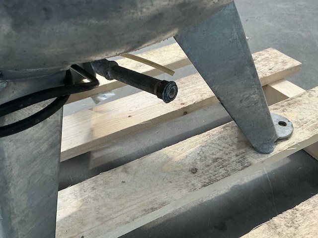 Creemers gegalvaniseerd persluchtketel - afbeelding 9 van  9