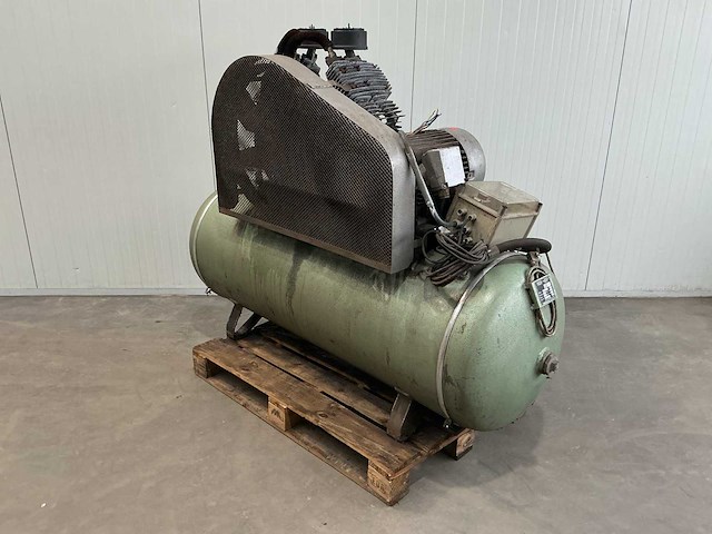 Creemers luchtcompressor - afbeelding 4 van  7
