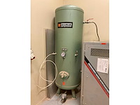Creemers sgv 600 schroefcompressorinstallatie met tank en droger - afbeelding 4 van  11