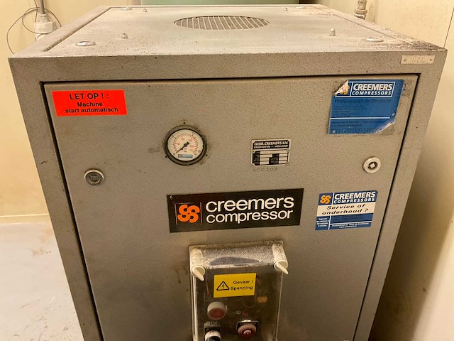 Creemers sgv 600 schroefcompressorinstallatie met tank en droger - afbeelding 8 van  11