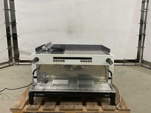 Creme - piston machine - professionele koffiemachine - afbeelding 3 van  7
