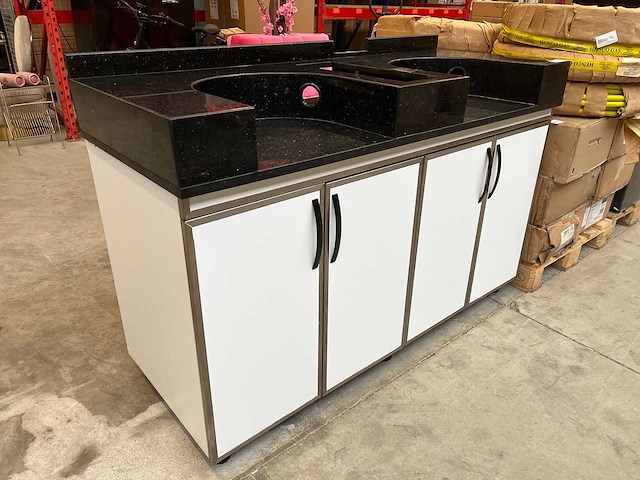 Crêpe toonbank met onderkast en marmeren werkblad - afbeelding 1 van  9