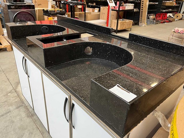 Crêpe toonbank met onderkast en marmeren werkblad - afbeelding 5 van  9