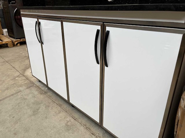 Crêpe toonbank met onderkast en marmeren werkblad - afbeelding 6 van  9