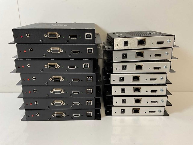 Crestron (dm-rmc-4kz-100-c/ dm-tx-201-c), digitalmedia 8g+ 4k60 4:4:4 hdr receivers & room controllers 100 / digitalmedia 8g+ transmitters 201 (14x) - afbeelding 5 van  12