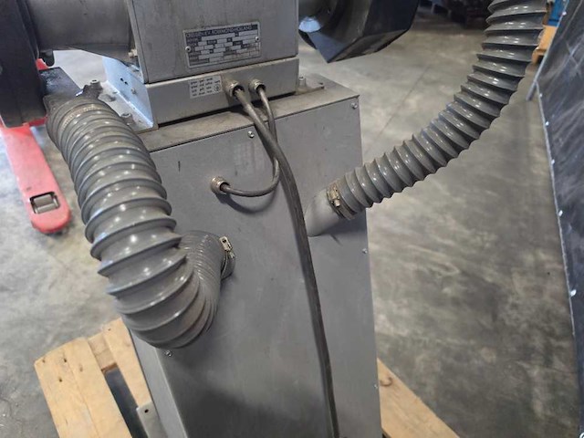 Creusen - 1994 - bss 9200 - bandschuurmachine - afbeelding 9 van  10