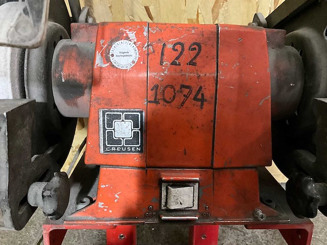 Creusen - slijpmachine op muurbeugel - afbeelding 2 van  4
