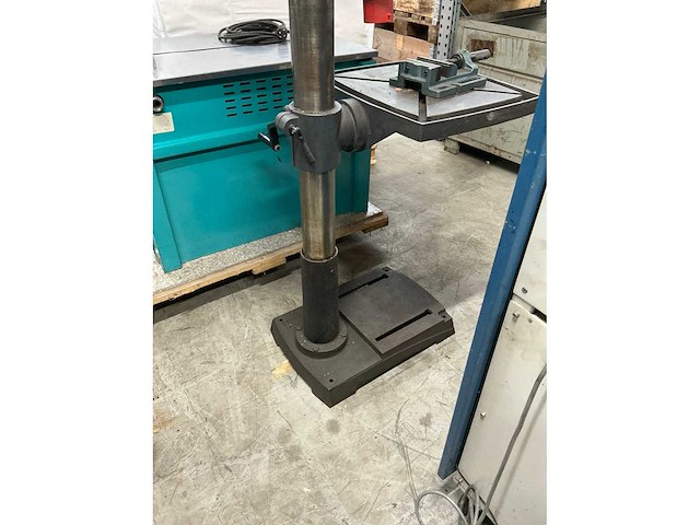 Creusen kb832 kolomboormachine - afbeelding 10 van  13