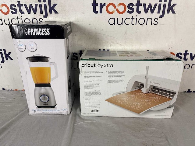 Cricut joy xtra startersbundel + princess 212091 blender rvs 1000 – 4 snelheidheden – krachtig 1000w - 1,5 l - glaskan - afbeelding 1 van  2