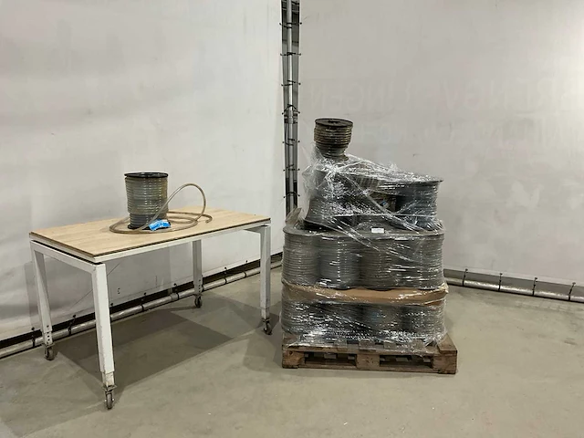 Cristallo - partij pvc slangen op haspel - afbeelding 2 van  6