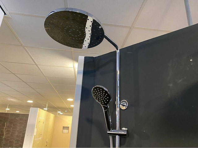 Cristina rubinetterie doucheset met thermostatische mengkraan en handdouche chroom - afbeelding 12 van  13