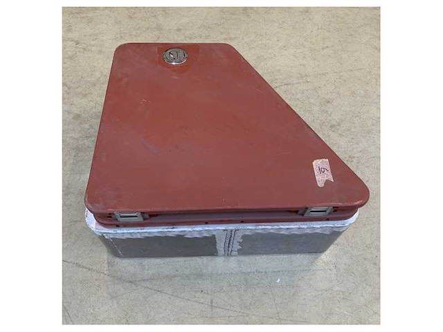 Crn marine grade vertical steel door | durable waterproof access panel for boats & ships - 384437 - afbeelding 2 van  9