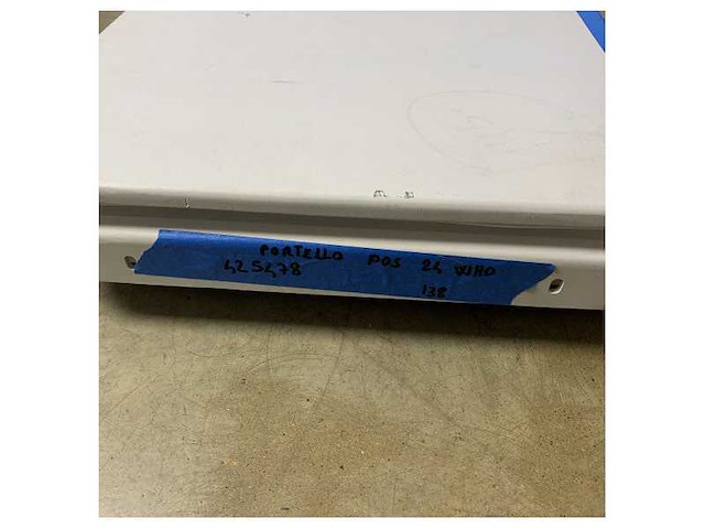 Crn white coated stainless steel access hatch - 425478 - afbeelding 6 van  7