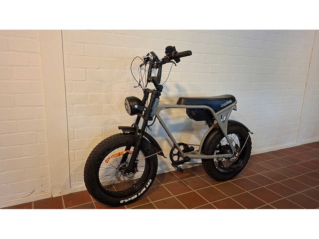 Crossboss fatbike elektrische fiets - afbeelding 2 van  7