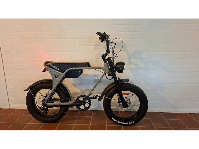 Crossboss fatbike elektrische fiets - afbeelding 4 van  7