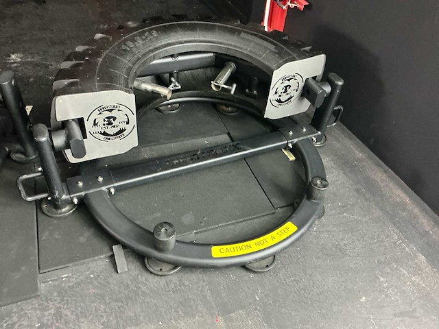 Crossmax tire flip krachtstation - afbeelding 1 van  8