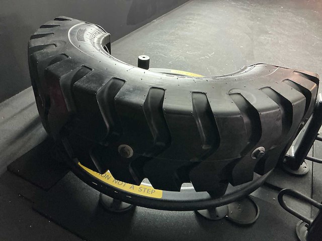 Crossmax tire flip krachtstation - afbeelding 6 van  8