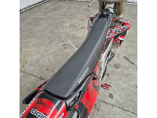 Crossmotor, honda, crf 250cc - afbeelding 17 van  25
