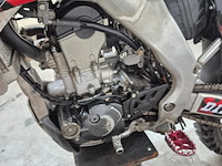 Crossmotor, honda, crf 250cc - afbeelding 21 van  25