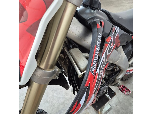 Crossmotor, honda, crf 250cc - afbeelding 22 van  25