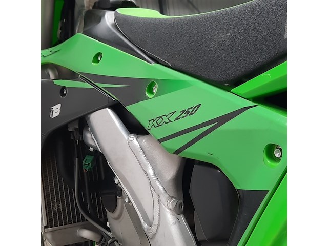 Crossmotor, kawasaki, kx250 - afbeelding 14 van  21
