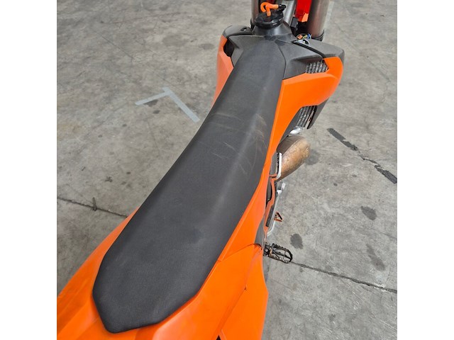 Crossmotor, ktm, 125sx - afbeelding 14 van  20