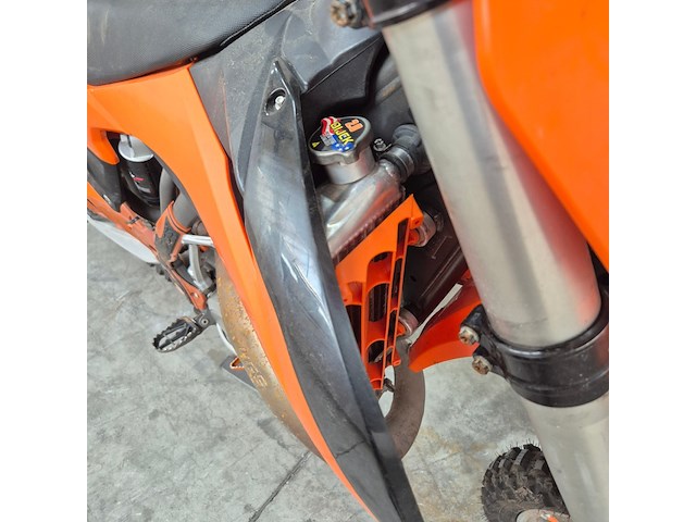 Crossmotor, ktm, 125sx - afbeelding 7 van  20