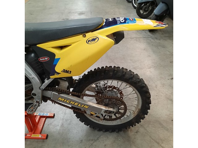 Crossmotor, suzuki, rm-z - afbeelding 13 van  26