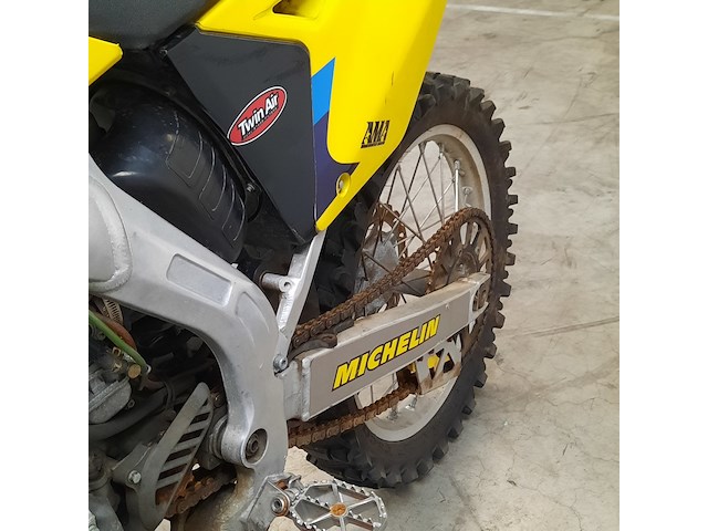 Crossmotor, suzuki, rm-z - afbeelding 19 van  26