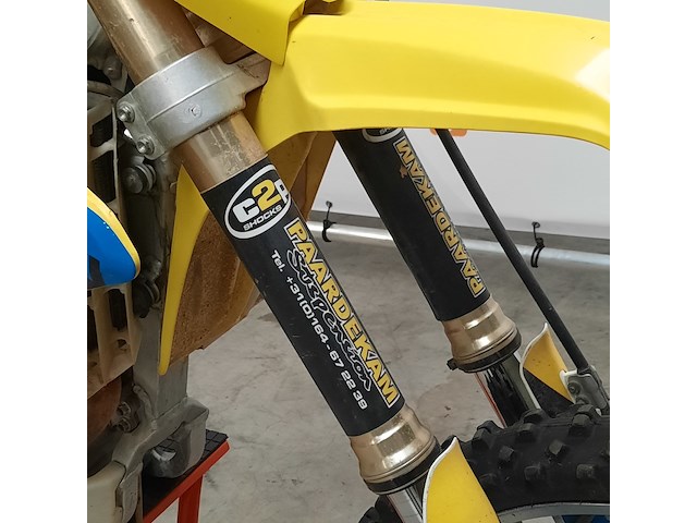 Crossmotor, suzuki, rm-z - afbeelding 24 van  26