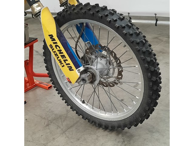 Crossmotor, suzuki, rm-z - afbeelding 25 van  26